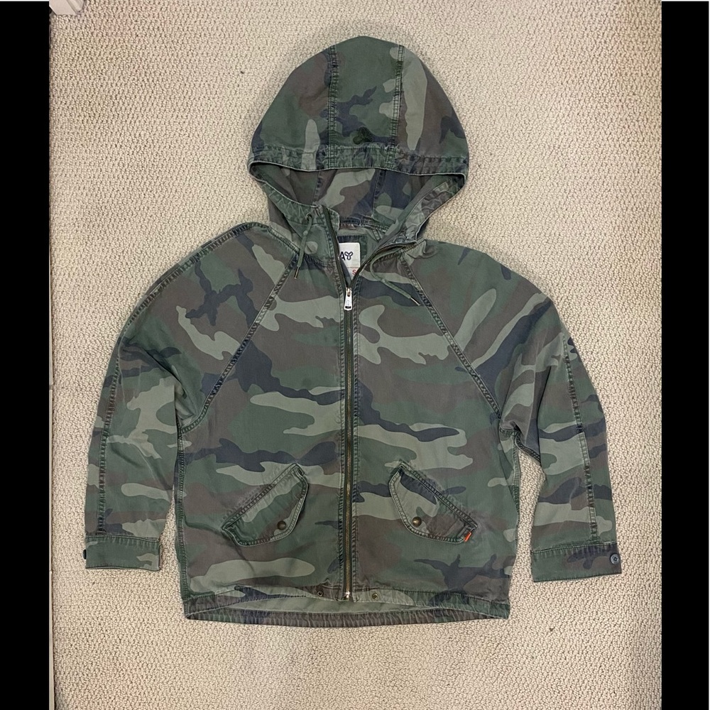 Aritzia TNA Camo Army Hoodie Cotton Jacket Women’s Small